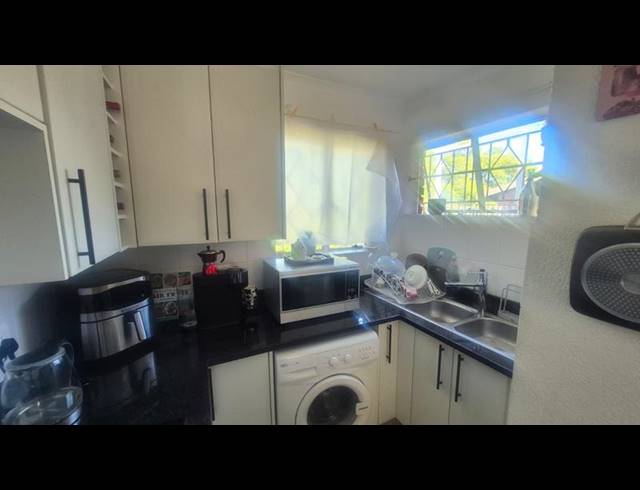 2 BEDROOM PROPERTY TO RENT IN NORTHCLIFF